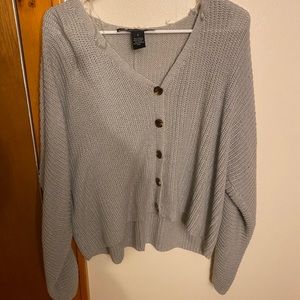 Polly&esther grey sweater w buttons